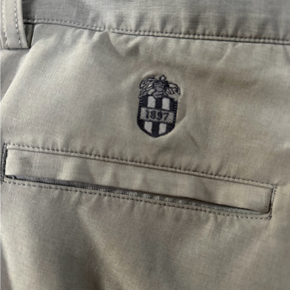 Peter Millar Gray Performance Flat-Front Shorts - image 4